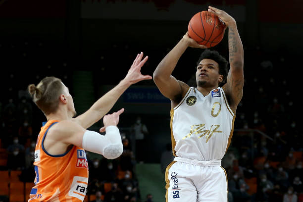 布莱恩特在 布莱恩特在