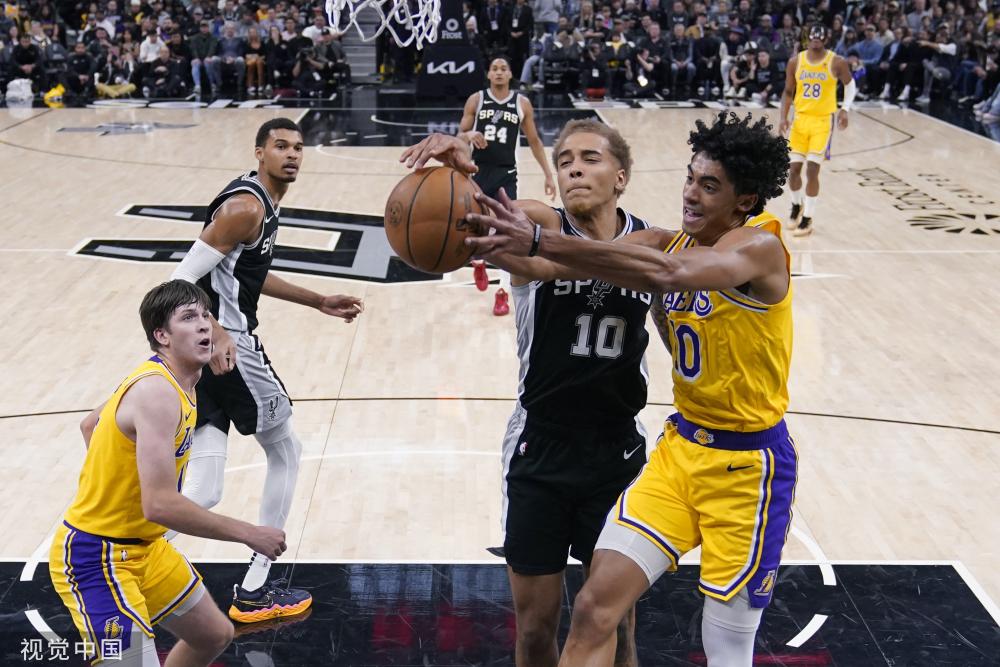 不少维拉球 不少维拉球