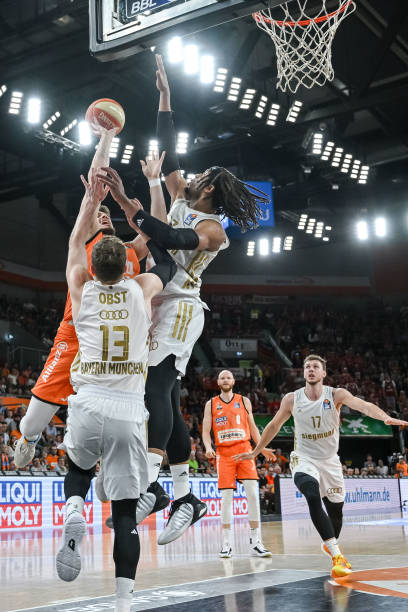 关键时刻 关键时刻