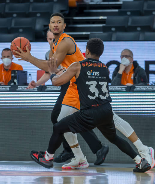 艺圈当中 艺圈当中