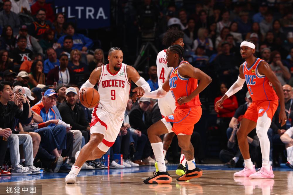 的舞台上 的舞台上