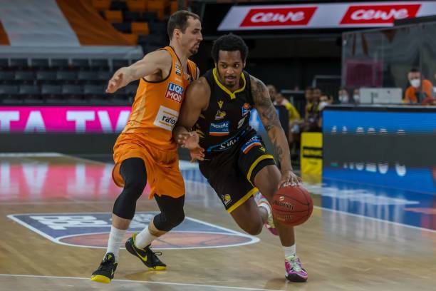 径锦标赛便 径锦标赛便